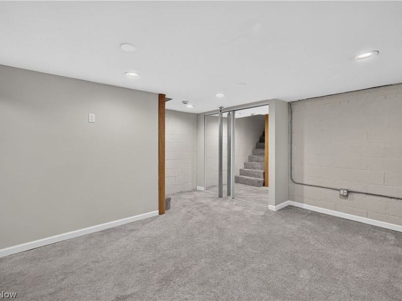 14227 Tuckahoe Avenue, Cleveland, OH 44111 Photo 24