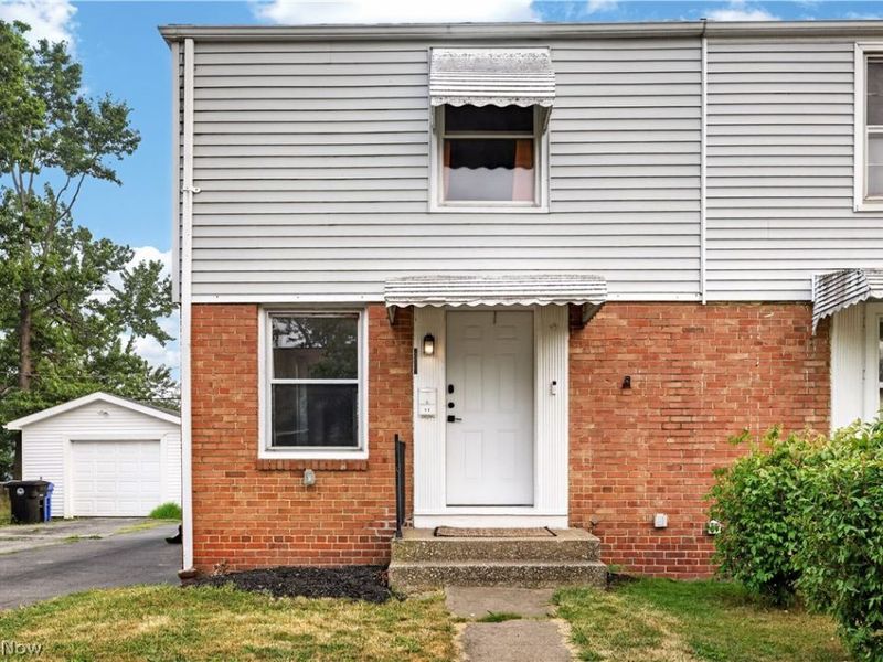 14227 Tuckahoe Avenue, Cleveland, OH 44111 Photo 3