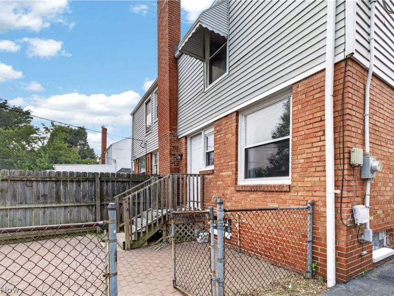 14227 Tuckahoe Avenue, Cleveland, OH 44111 Photo 30