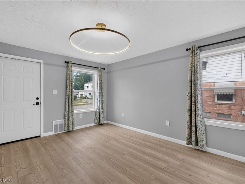 14227 Tuckahoe Avenue, Cleveland, OH 44111 Photo 6