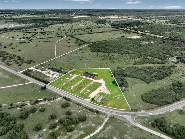 513 FM 766 , Cuero, TX 77954