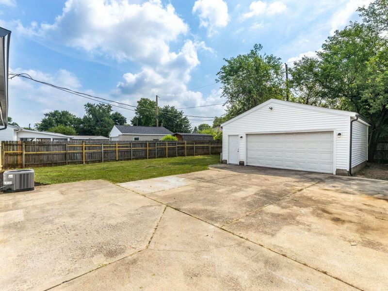 3512 Tremaine Road, Columbus, OH 43232 Photo 20