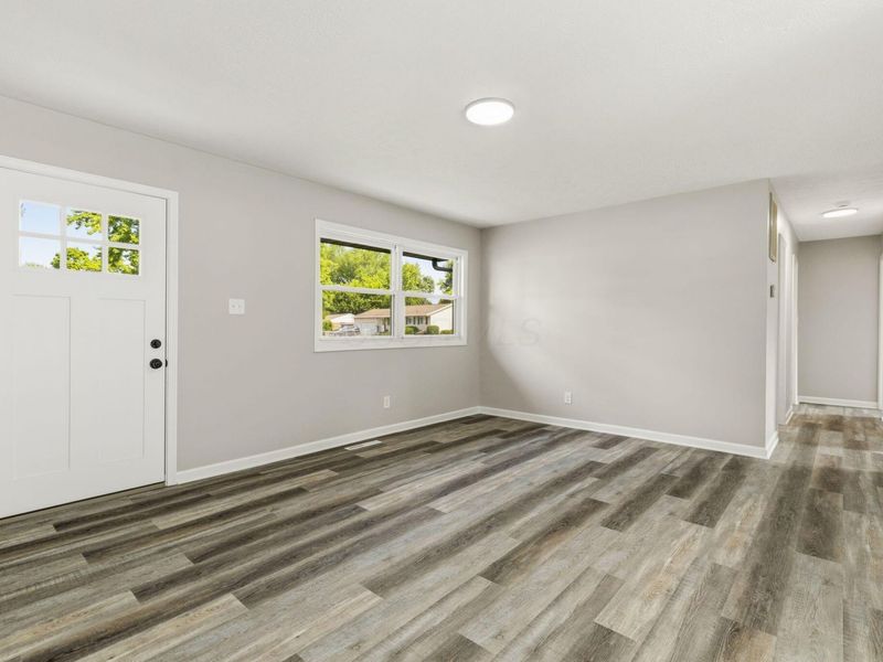 3512 Tremaine Road, Columbus, OH 43232 Photo 5