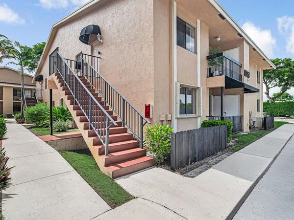 6043 10th Avenue N, Unit 129, Greenacres, FL 33463