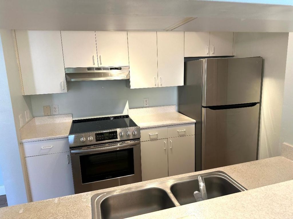 103 Yacht Club Way, Unit 208, Hypoluxo, FL 33462 Photo
