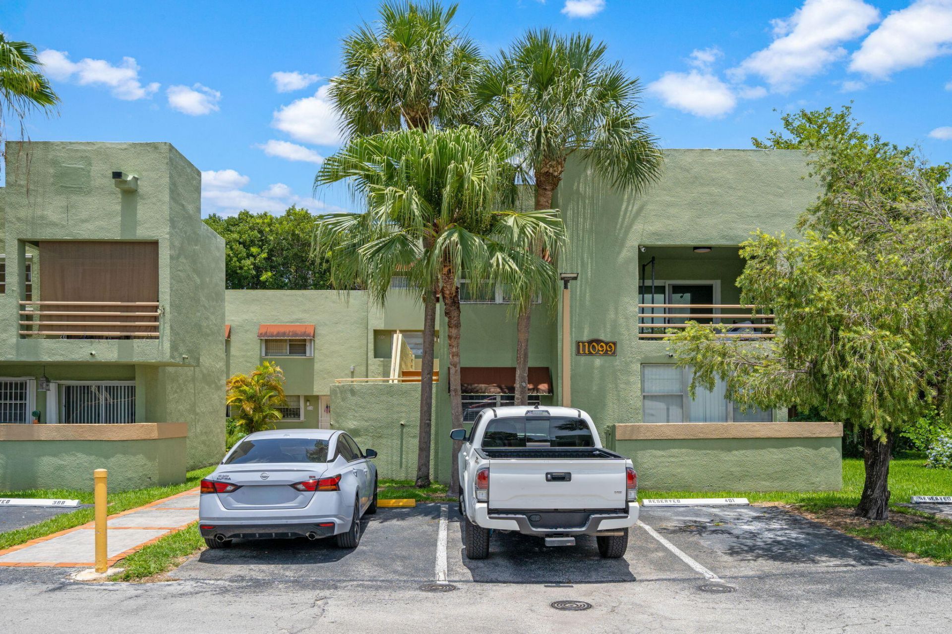 11099 NW 7th Street, Miami, FL 33172 Photo