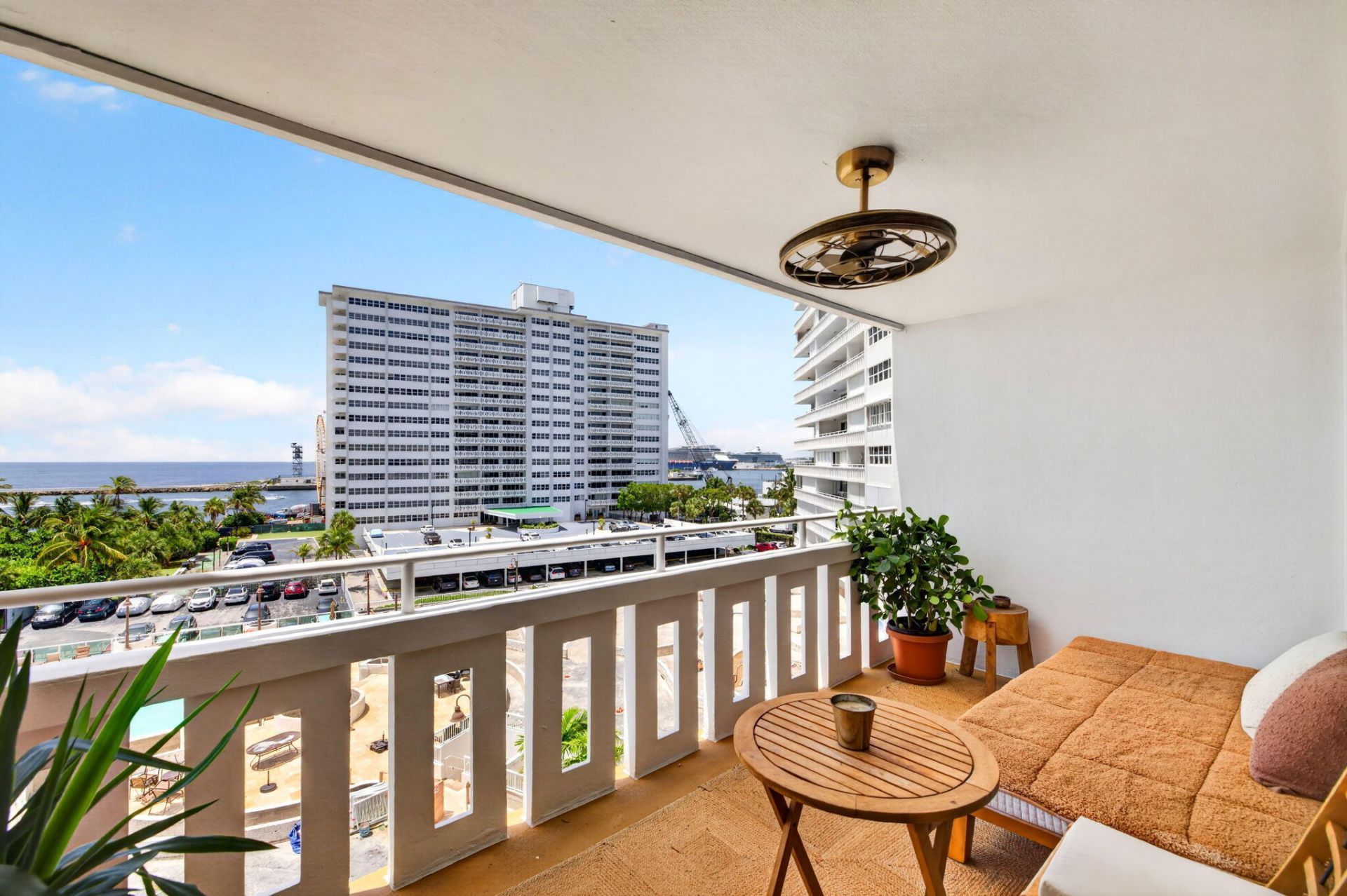 2000 S Ocean Drive, Unit 608, Fort Lauderdale, FL 33316 Photo