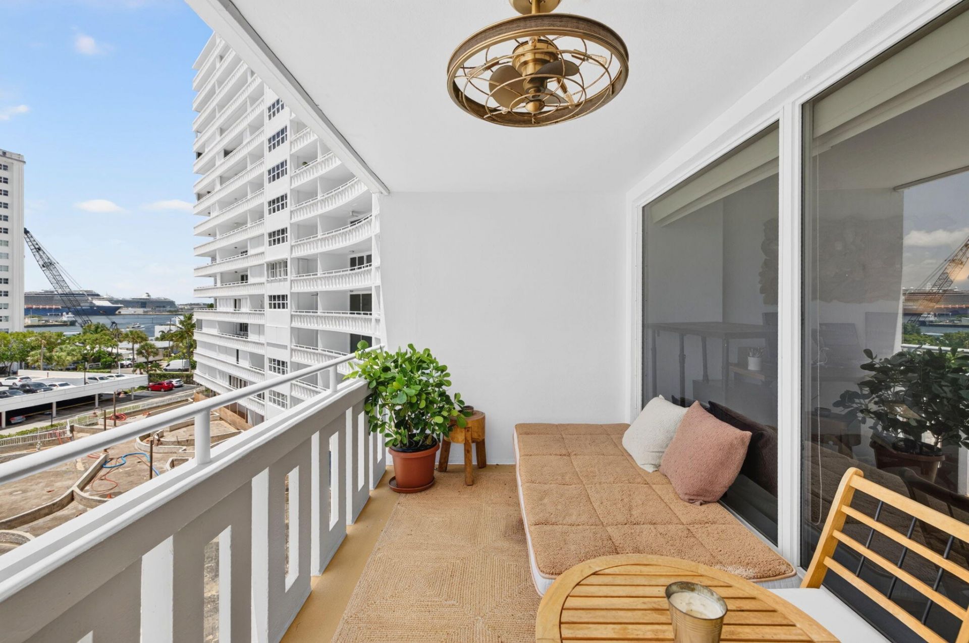 2000 S Ocean Drive, Unit 608, Fort Lauderdale, FL 33316 Photo