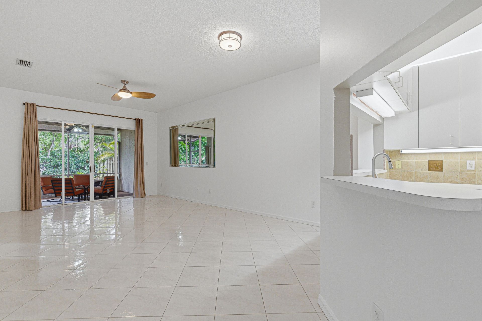 10168 Lombardy Drive, Unit 10168, Tamarac, FL 33321 Photo