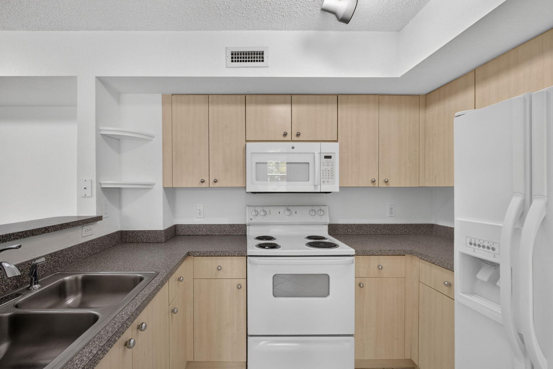 1801 N Flagler Drive, Unit 519, West Palm Beach, FL 33407 Photo