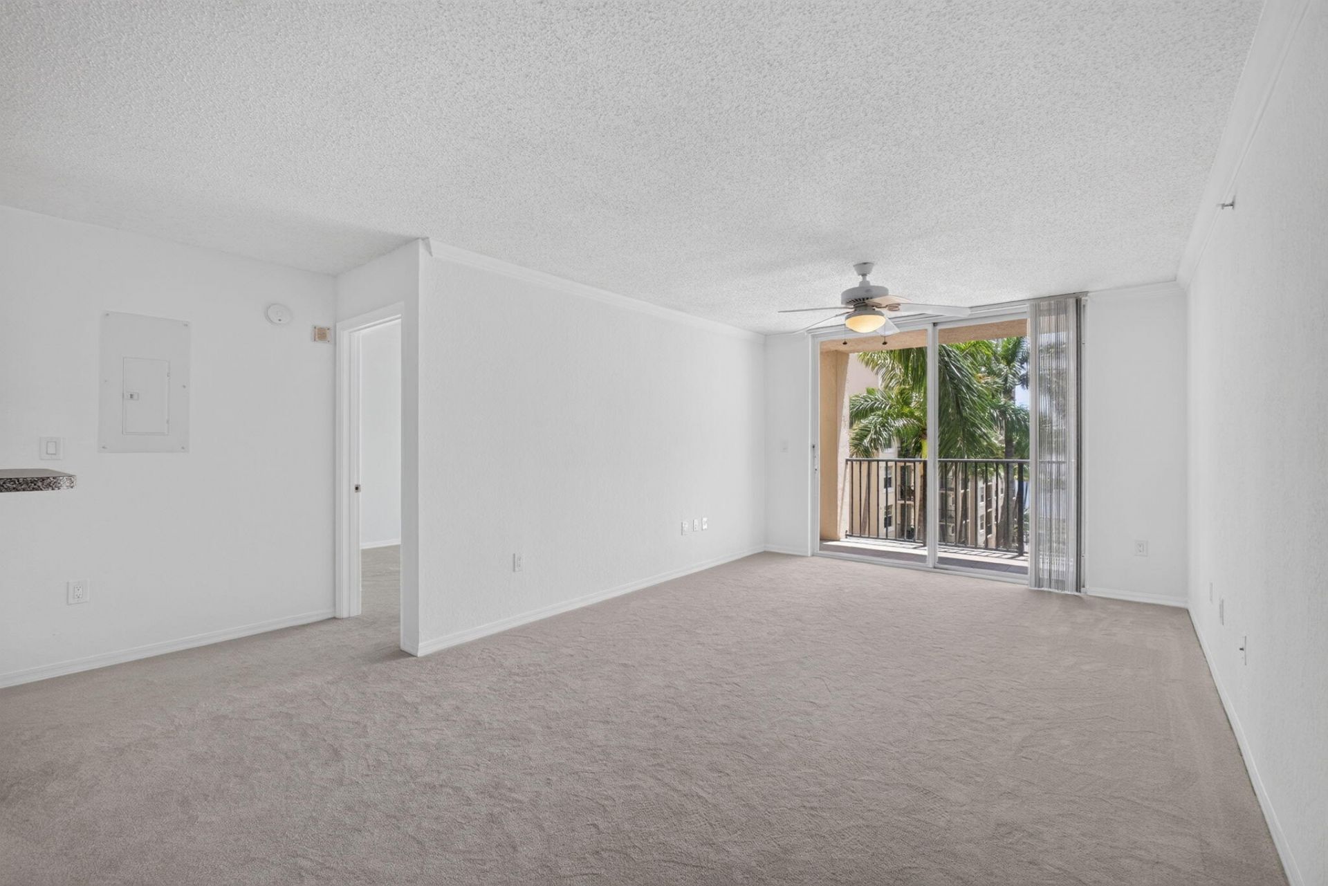 1801 N Flagler Drive, Unit 519, West Palm Beach, FL 33407 Photo