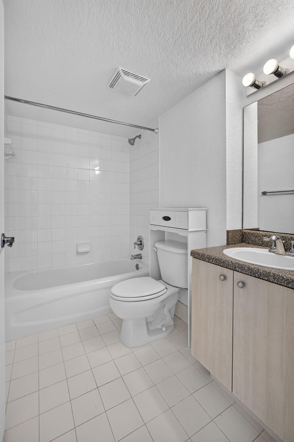 1801 N Flagler Drive, Unit 519, West Palm Beach, FL 33407 Photo