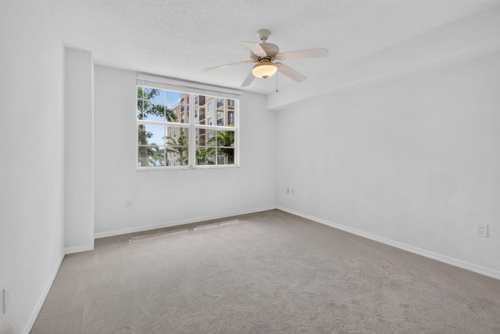 1801 N Flagler Drive, Unit 519, West Palm Beach, FL 33407 Photo