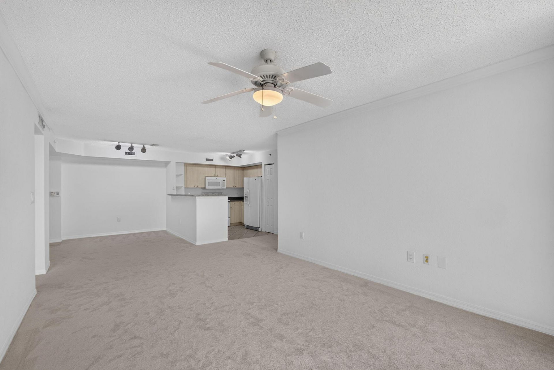 1801 N Flagler Drive, Unit 519, West Palm Beach, FL 33407 Photo
