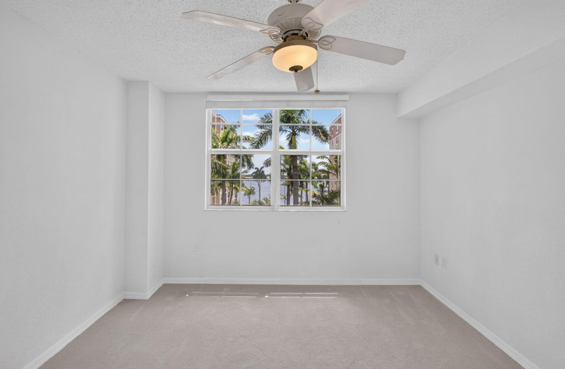 1801 N Flagler Drive, Unit 519, West Palm Beach, FL 33407 Photo