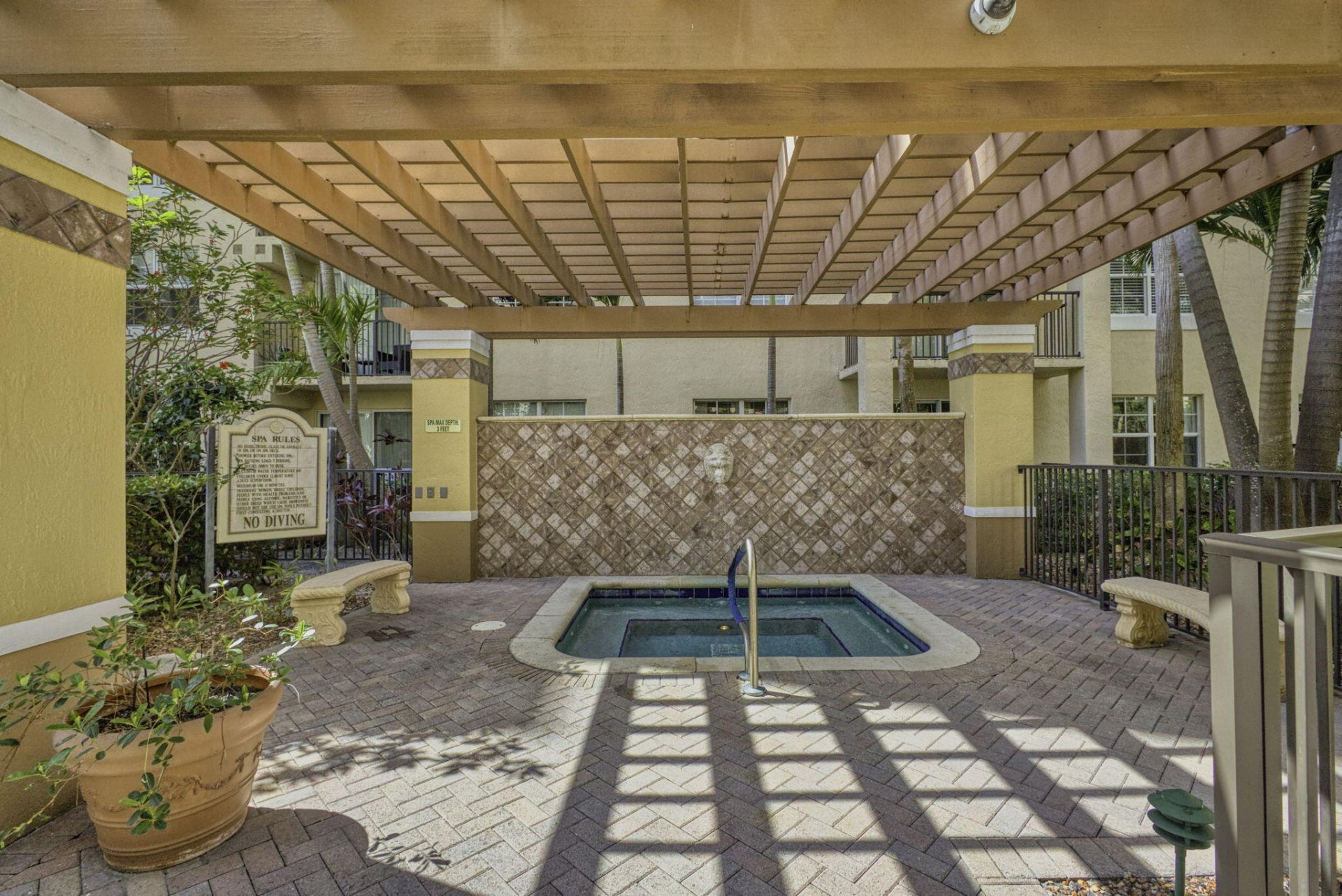 1801 N Flagler Drive, Unit 519, West Palm Beach, FL 33407 Photo