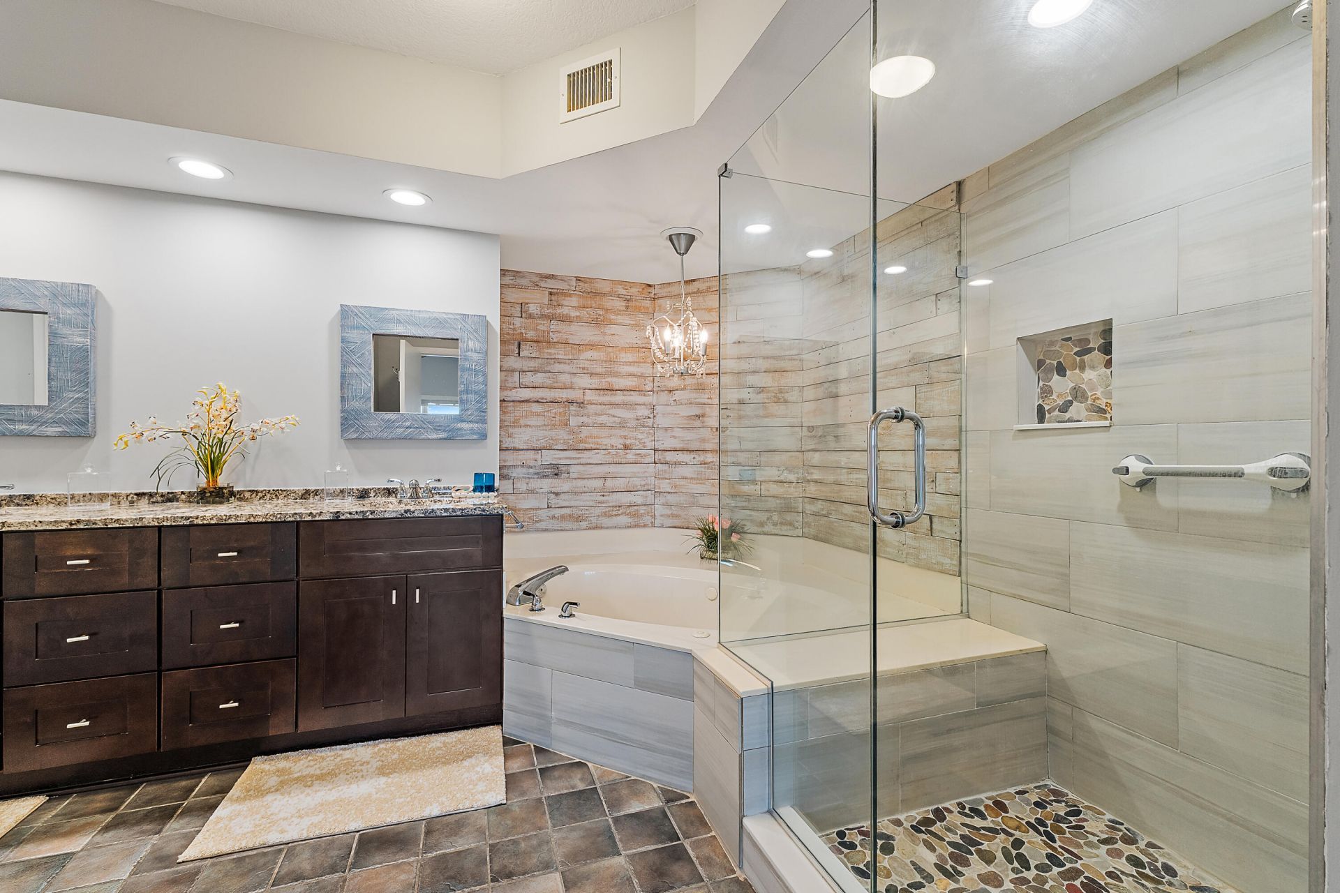 164 NE Edgewater Drive, Unit 2103, Stuart, FL 34996 Photo
