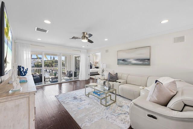 910 Jasmine Drive, Delray Beach, FL 33483 Photo