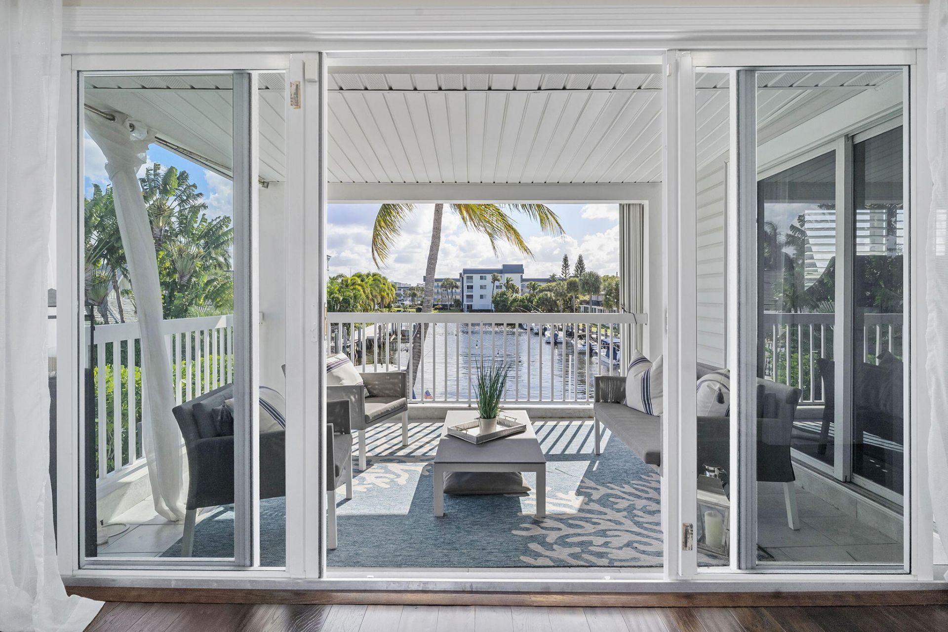 910 Jasmine Drive, Delray Beach, FL 33483 Photo