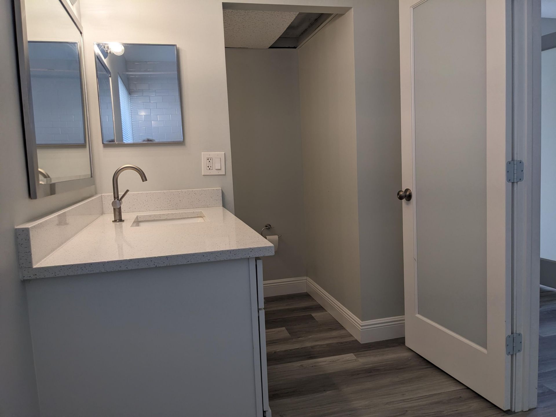 633 Executive Center Drive, Unit L104, West Palm Beach, FL 33401 Photo