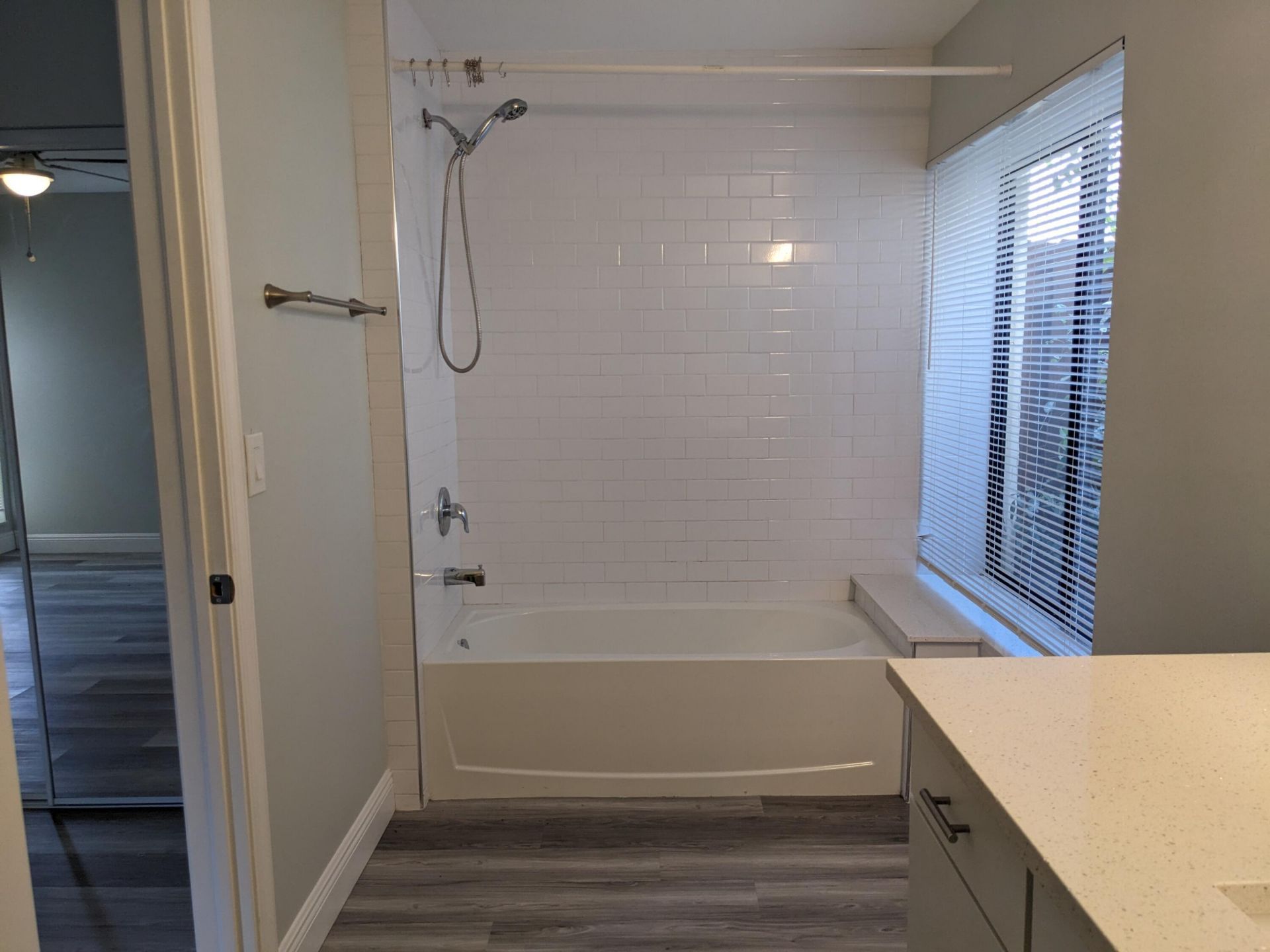 633 Executive Center Drive, Unit L104, West Palm Beach, FL 33401 Photo