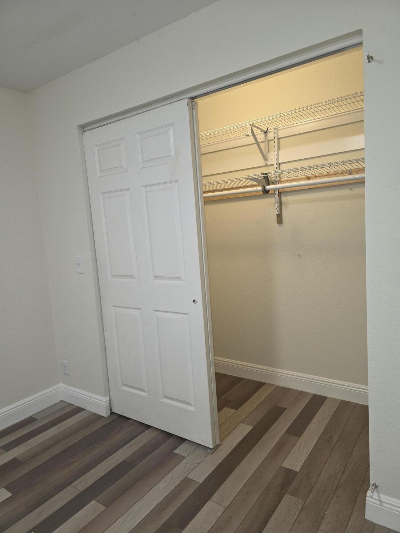 822 Summit Lake Drive, West Palm Beach, FL 33406 Photo