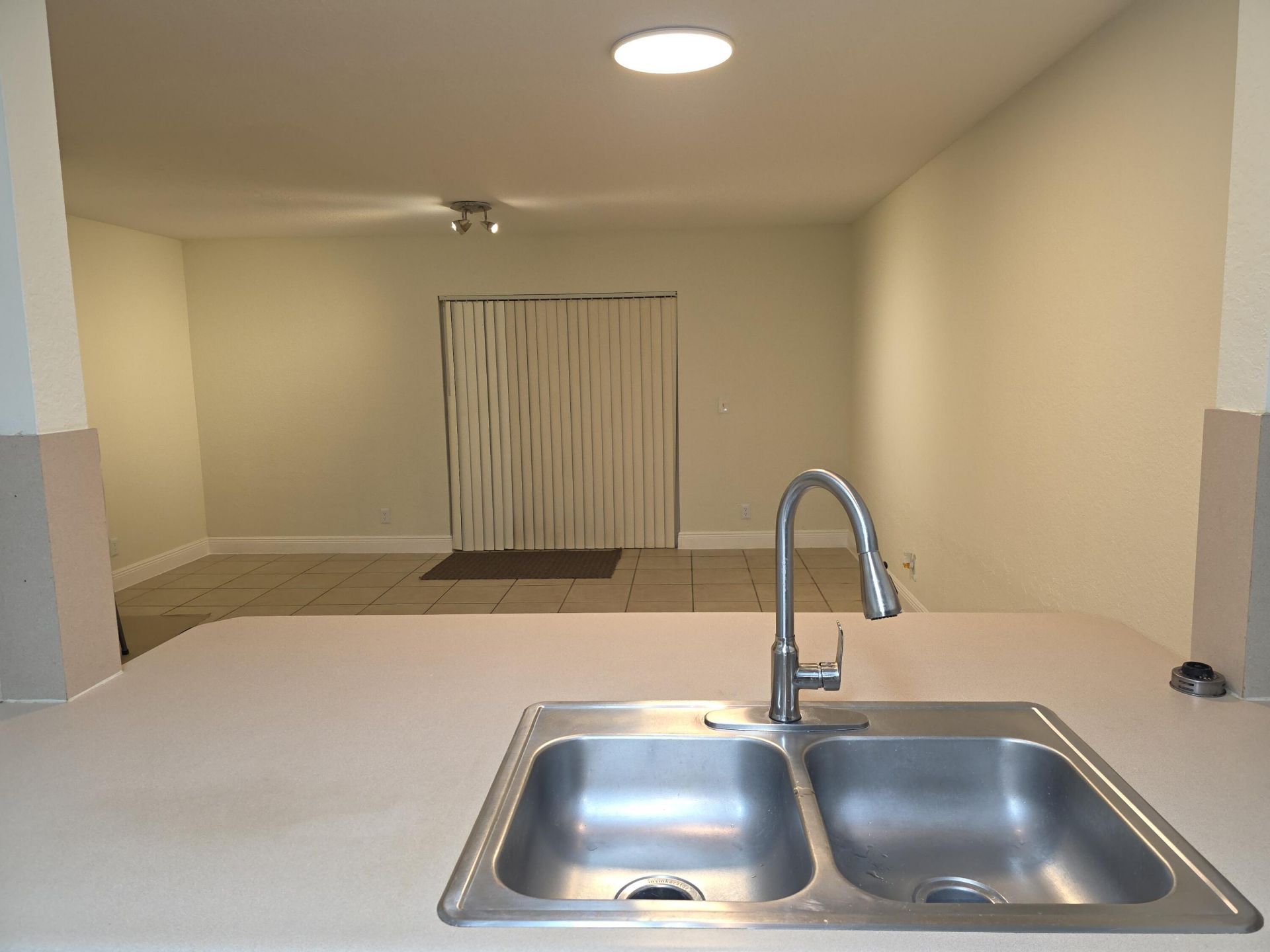 822 Summit Lake Drive, West Palm Beach, FL 33406 Photo