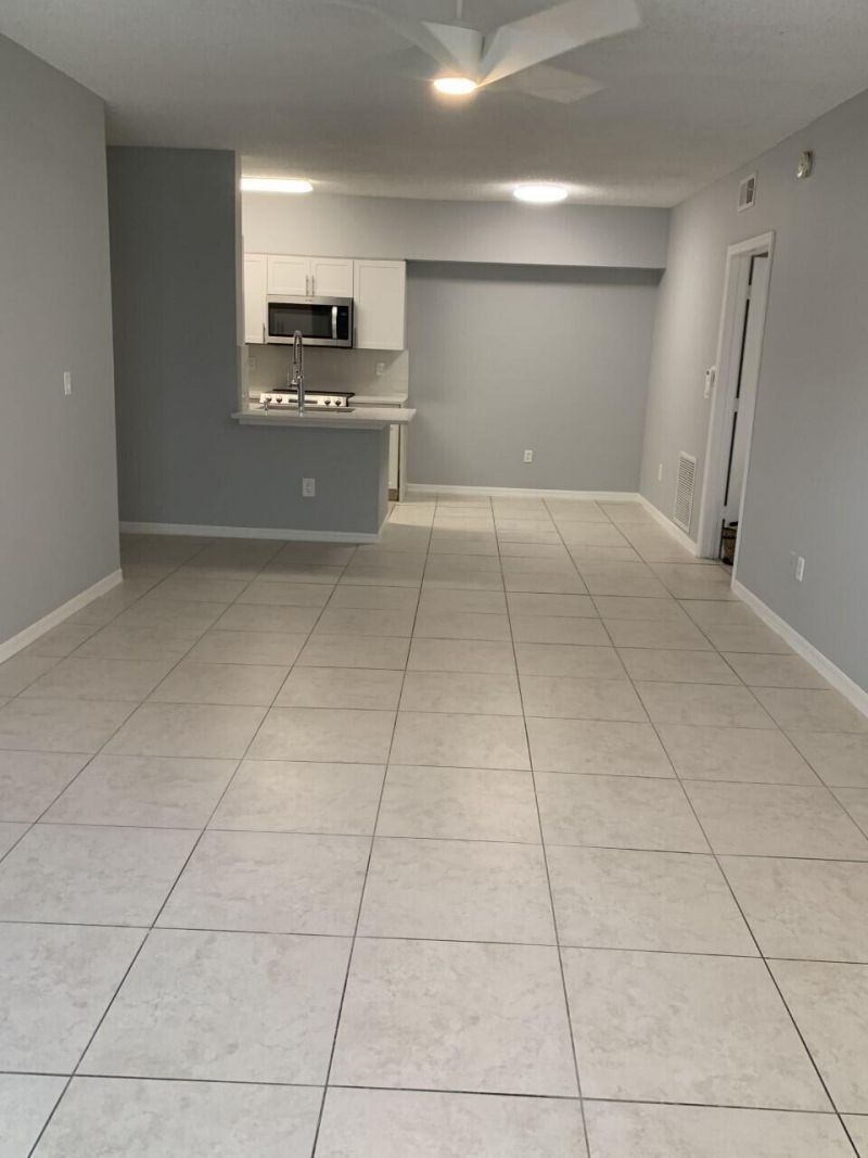 10300 Fox Trail Road S, Unit 808, Royal Palm Beach, FL 33411 Photo