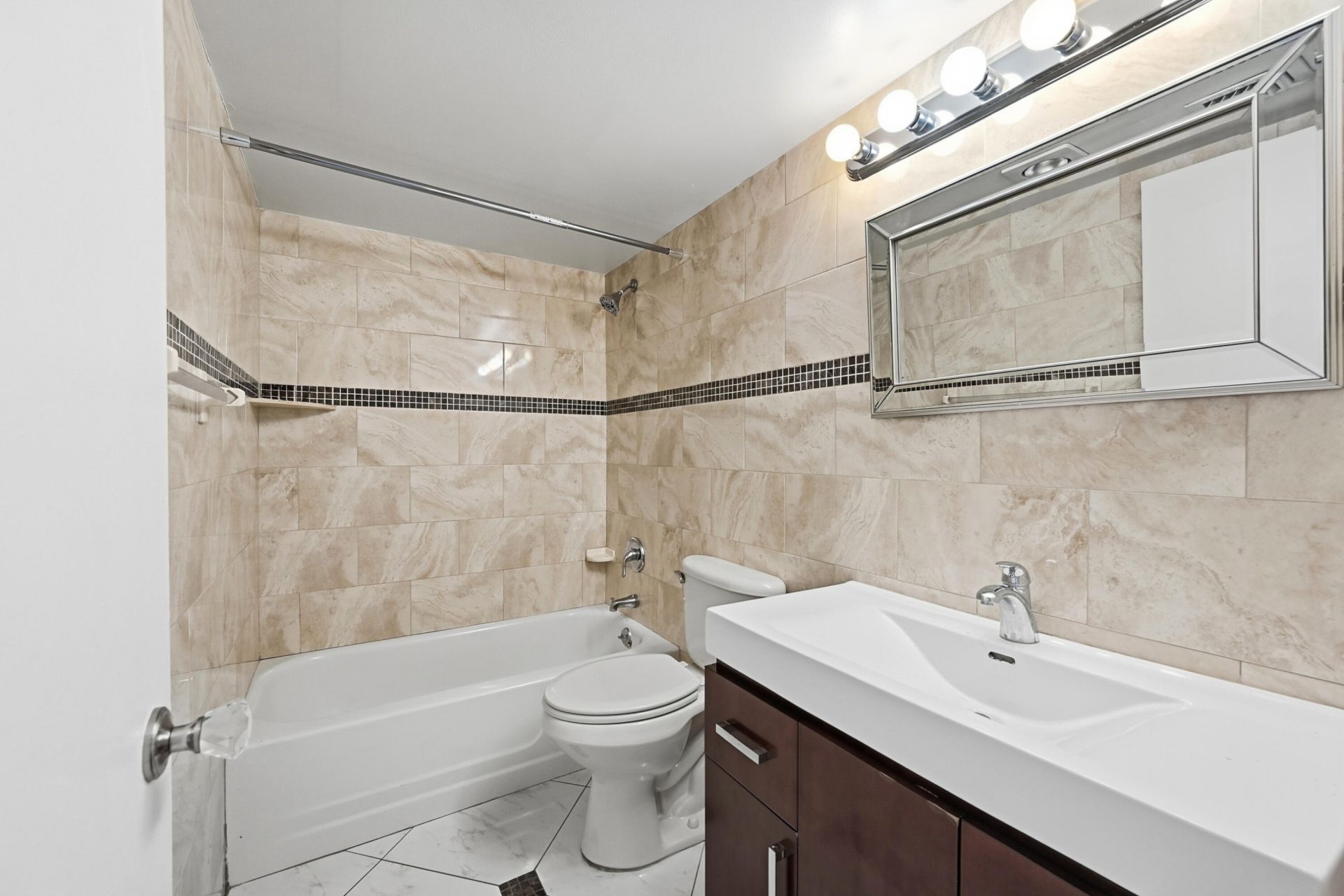 777 S Federal Highway, Unit G206, Pompano Beach, FL 33062 Photo