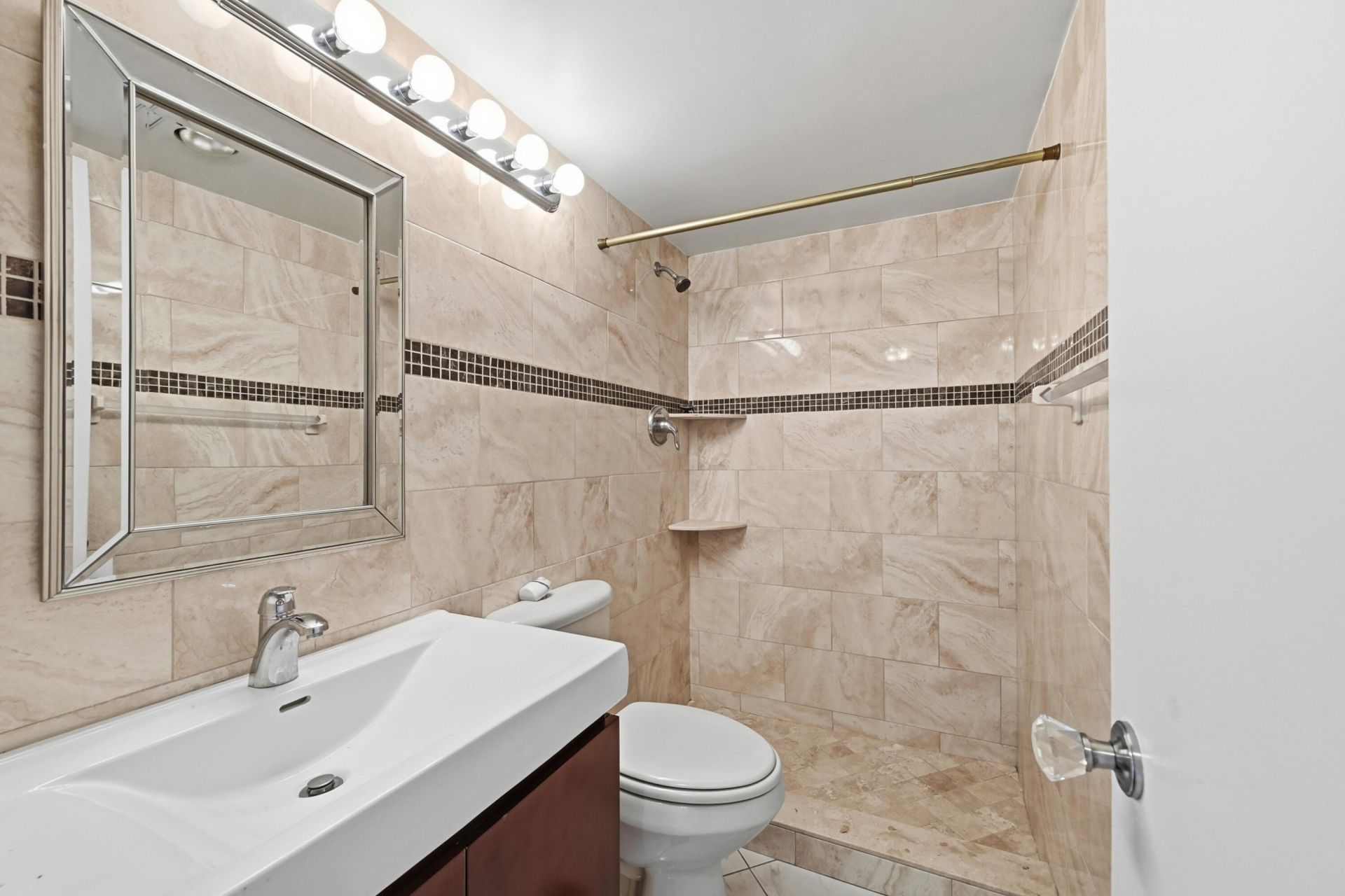 777 S Federal Highway, Unit G206, Pompano Beach, FL 33062 Photo