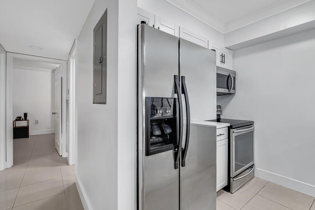 6043 10th Avenue N, Unit 129, Greenacres, FL 33463 Photo