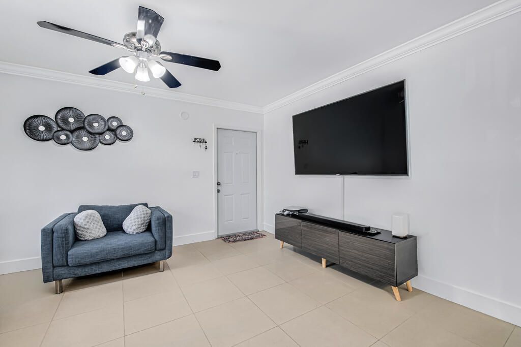 6043 10th Avenue N, Unit 129, Greenacres, FL 33463 Photo
