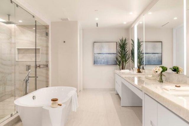 220 SE Mizner Boulevard, Unit 424, Boca Raton, FL 33432 Photo