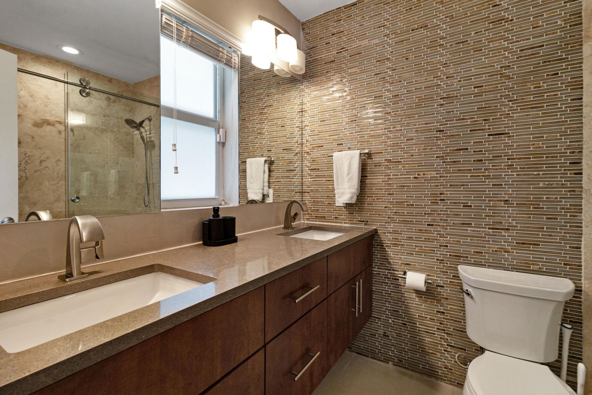 981 SE 10th Court, Pompano Beach, FL 33060 Photo