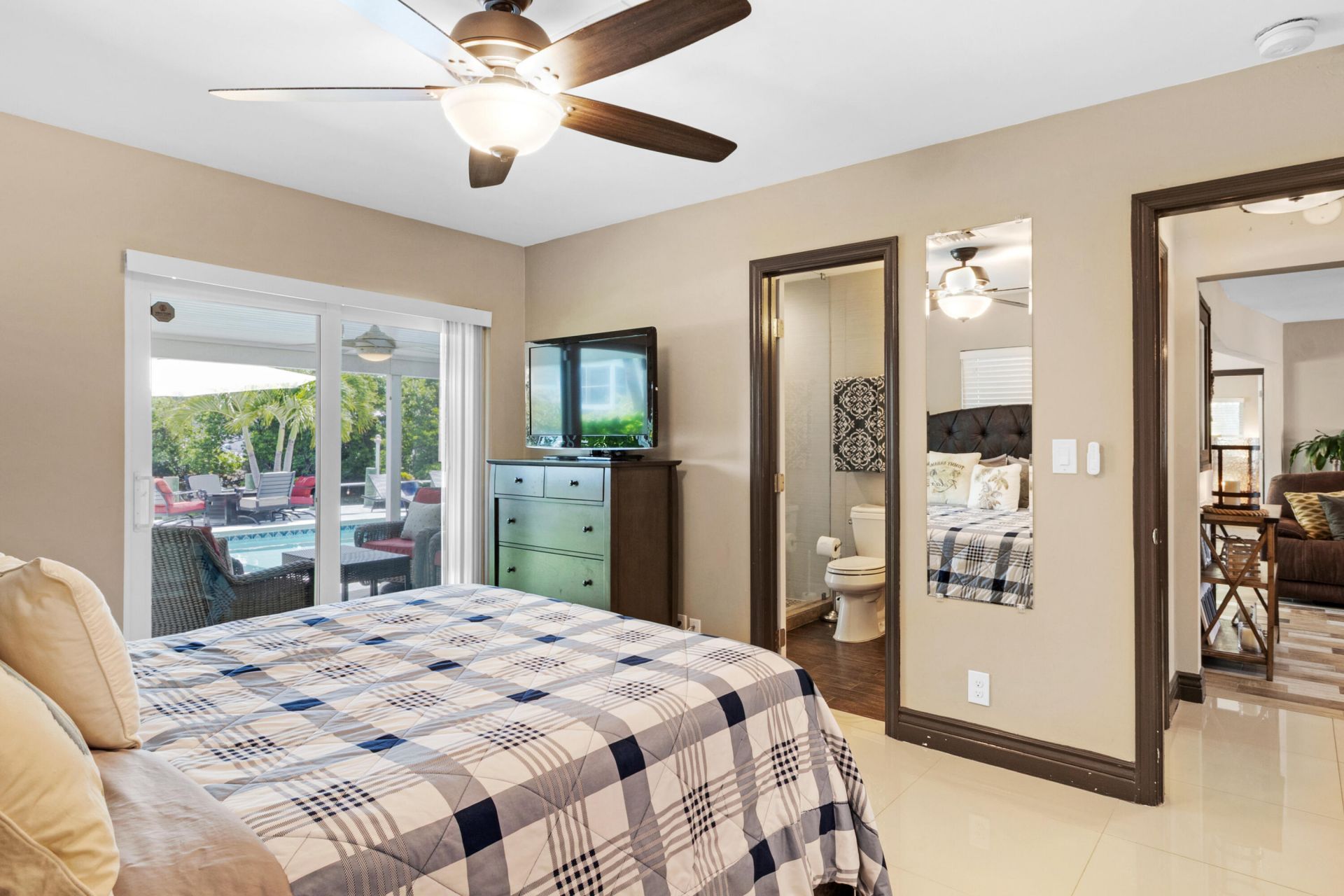 981 SE 10th Court, Pompano Beach, FL 33060 Photo