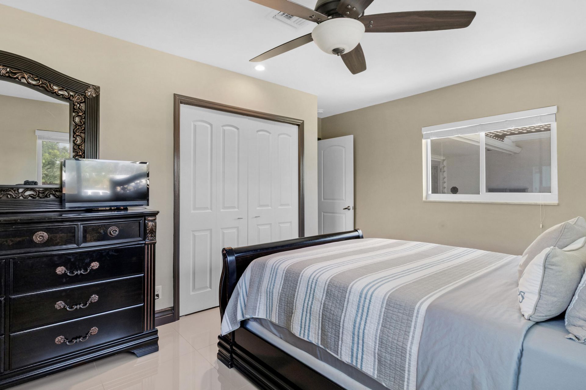 981 SE 10th Court, Pompano Beach, FL 33060 Photo