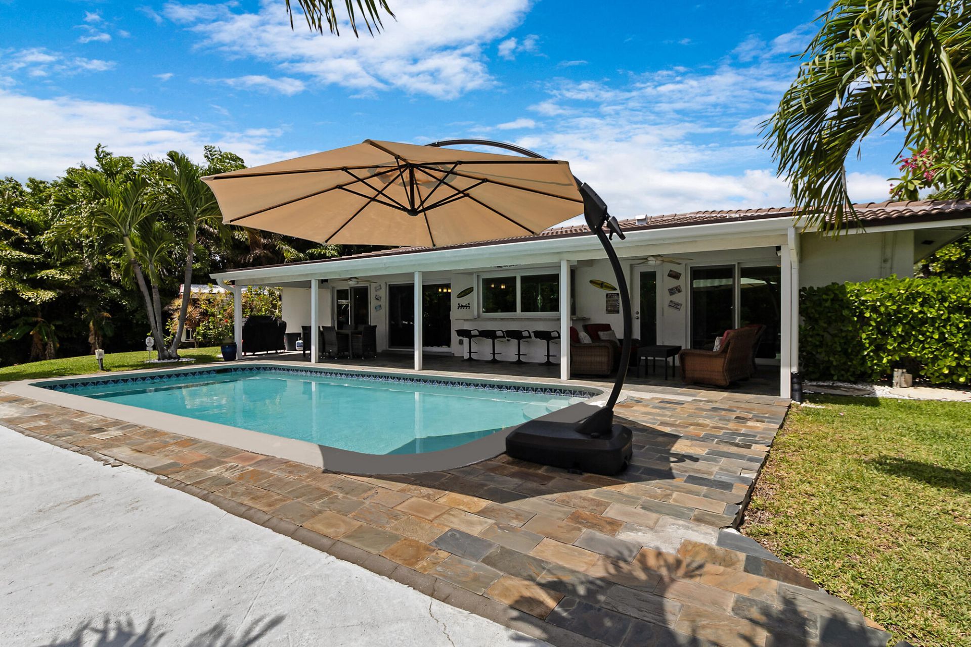 981 SE 10th Court, Pompano Beach, FL 33060 Photo