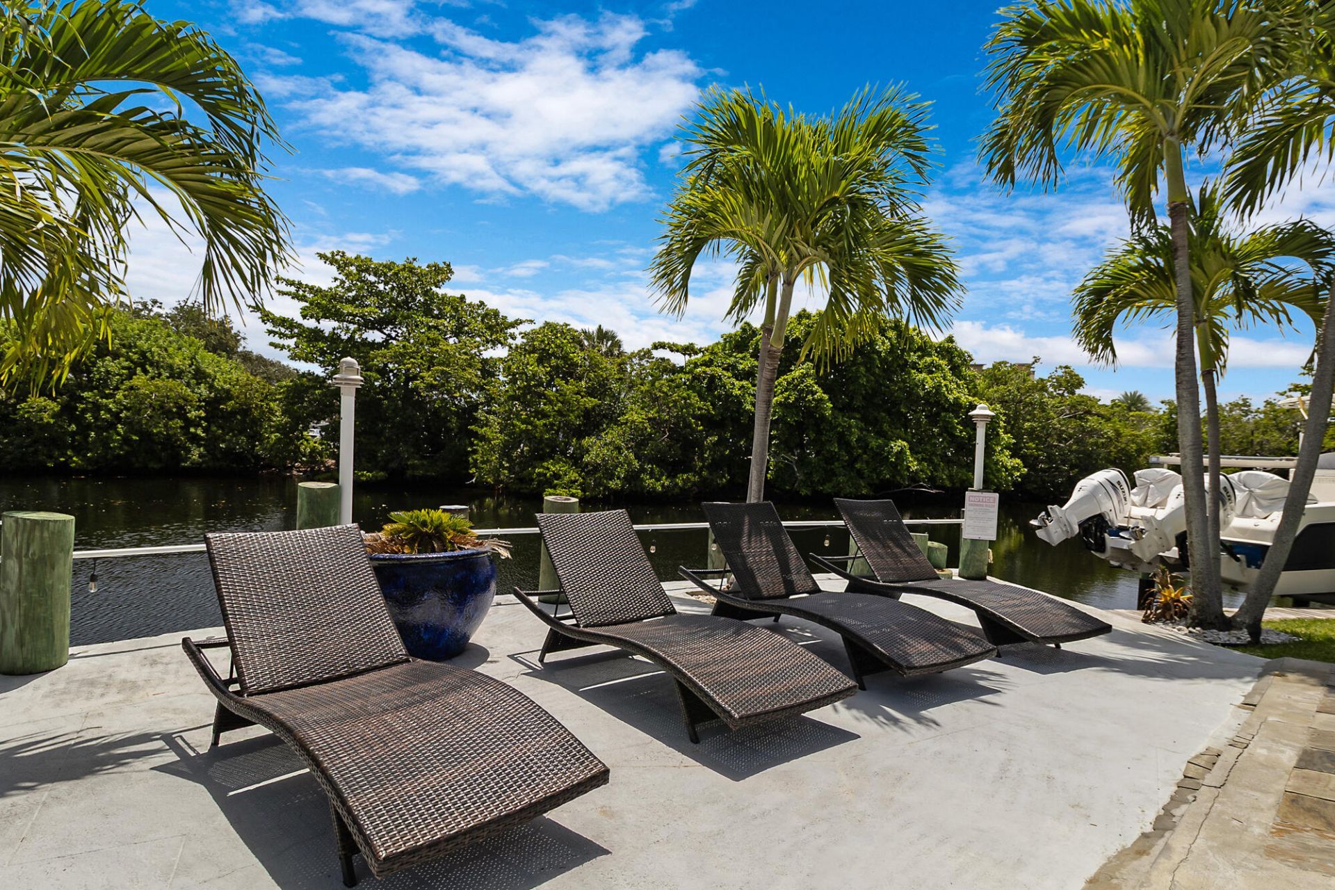 981 SE 10th Court, Pompano Beach, FL 33060 Photo