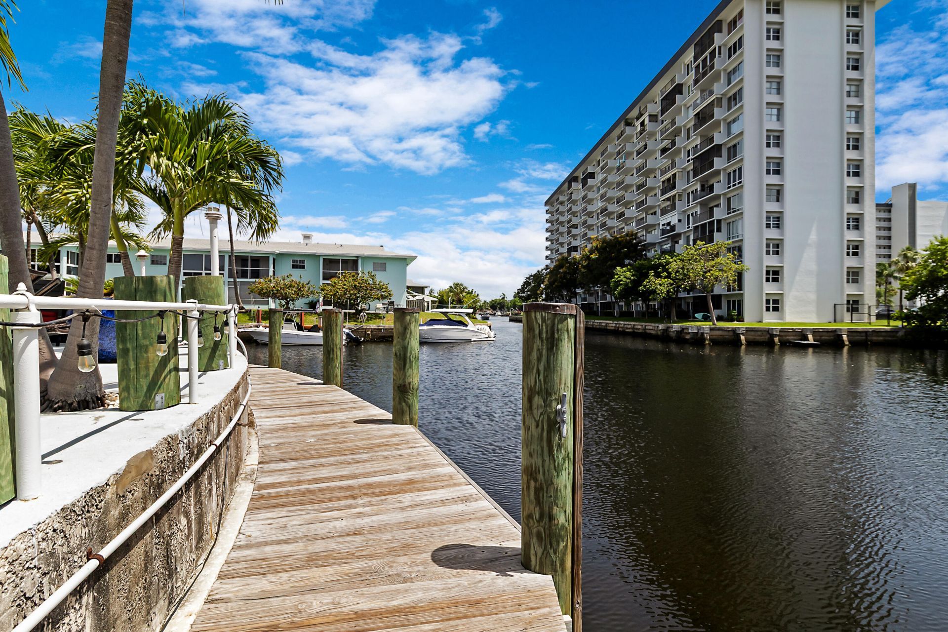 981 SE 10th Court, Pompano Beach, FL 33060 Photo