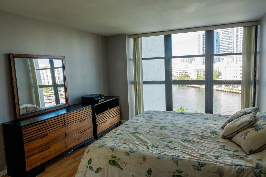 200 Leslie Drive, Unit 819, Hallandale Beach, FL 33009 Photo