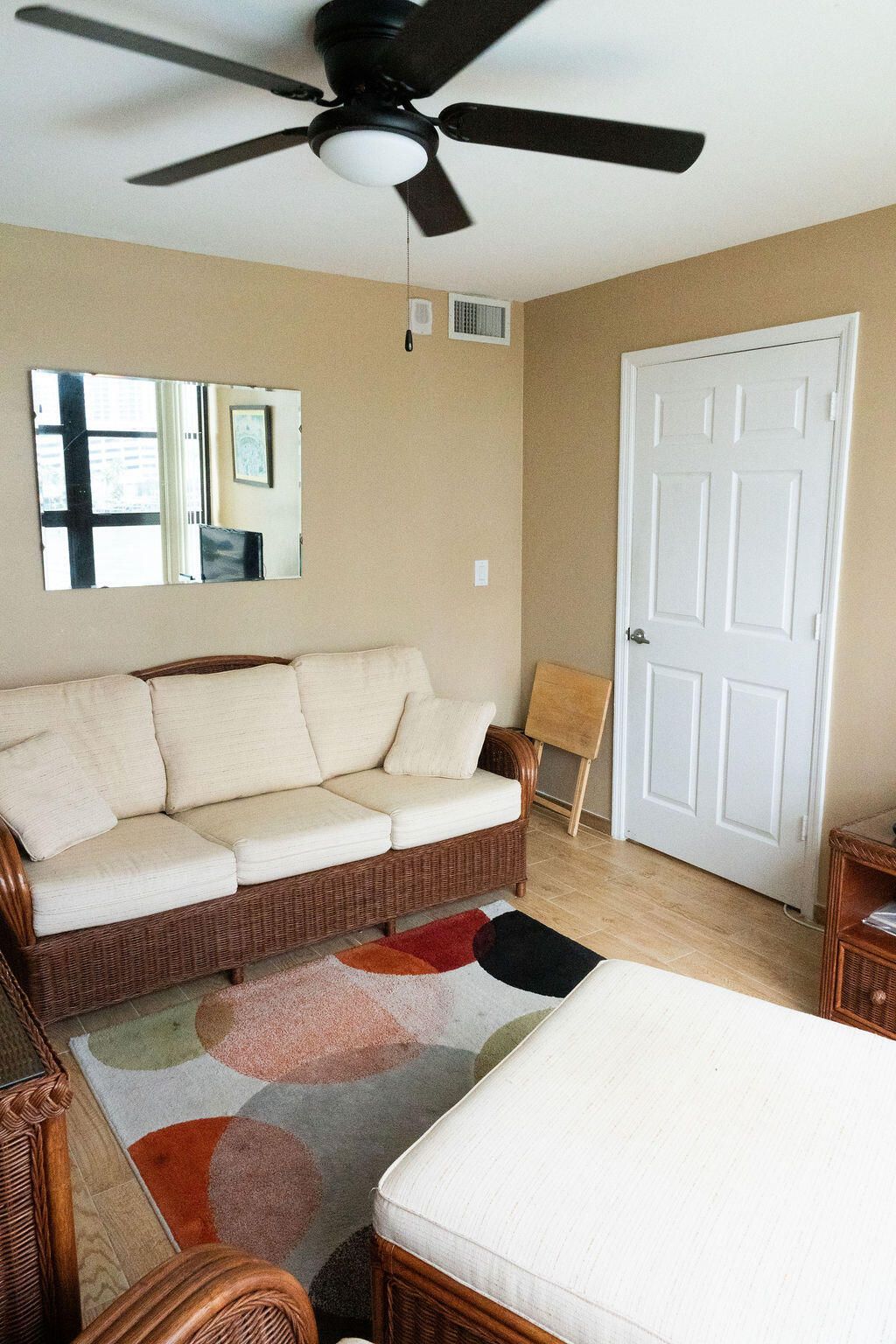 200 Leslie Drive, Unit 819, Hallandale Beach, FL 33009 Photo