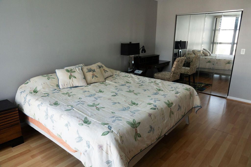 200 Leslie Drive, Unit 819, Hallandale Beach, FL 33009 Photo