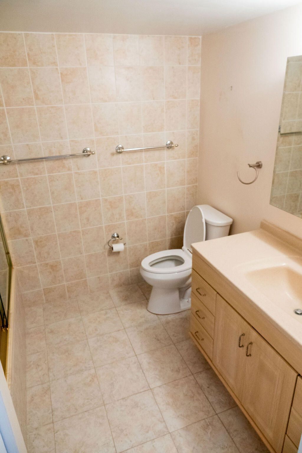 200 Leslie Drive, Unit 819, Hallandale Beach, FL 33009 Photo