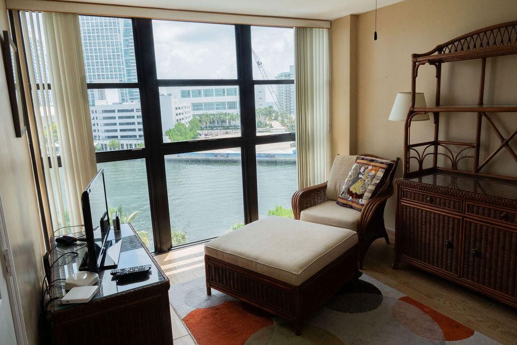 200 Leslie Drive, Unit 819, Hallandale Beach, FL 33009 Photo