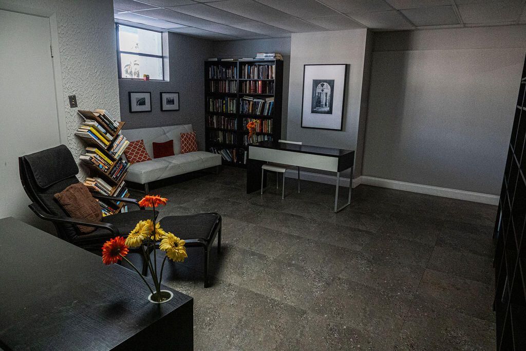 200 Leslie Drive, Unit 819, Hallandale Beach, FL 33009 Photo