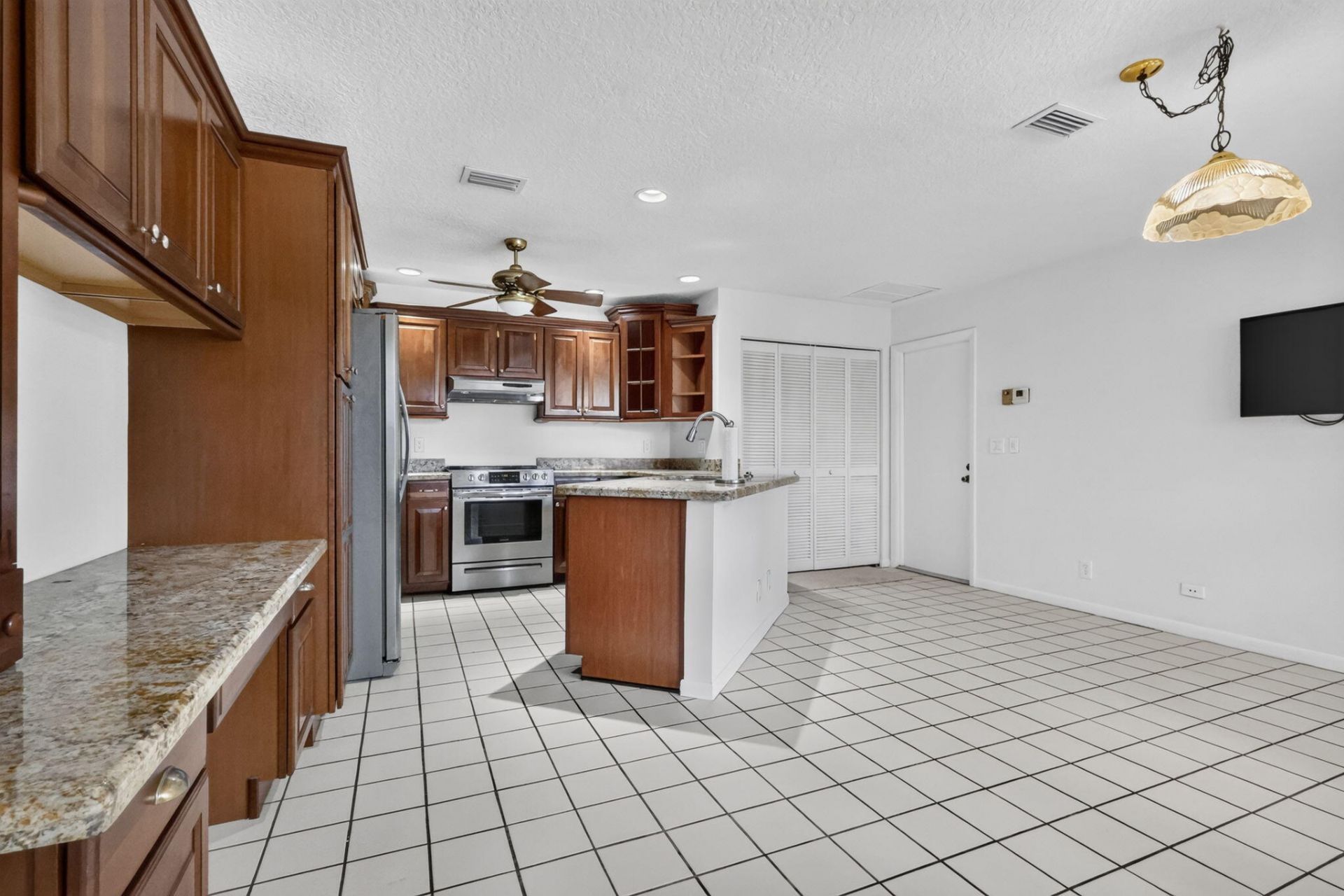 10940 Stafford Circle S, Boynton Beach, FL 33436 Photo
