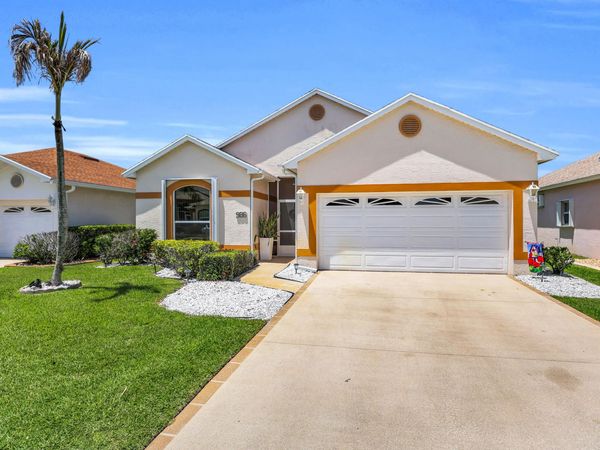 986 NW Tuscany Drive, Port St. Lucie, FL 34986