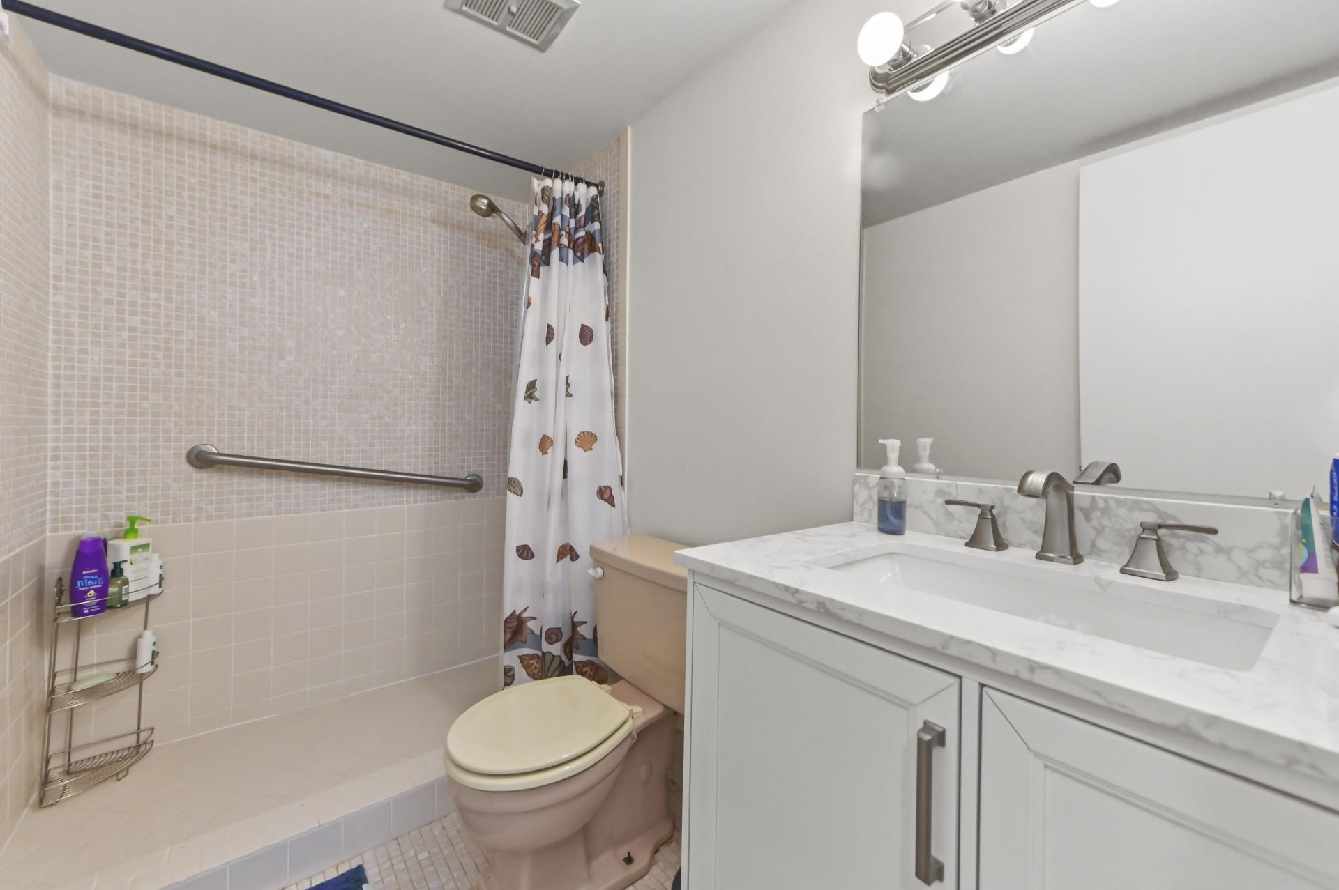 22 Golfs Edge D, West Palm Beach, FL 33417 Photo