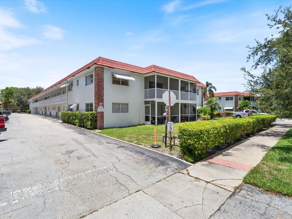 899 SE 2ND Avenue, Unit 203, Deerfield Beach, FL 33441