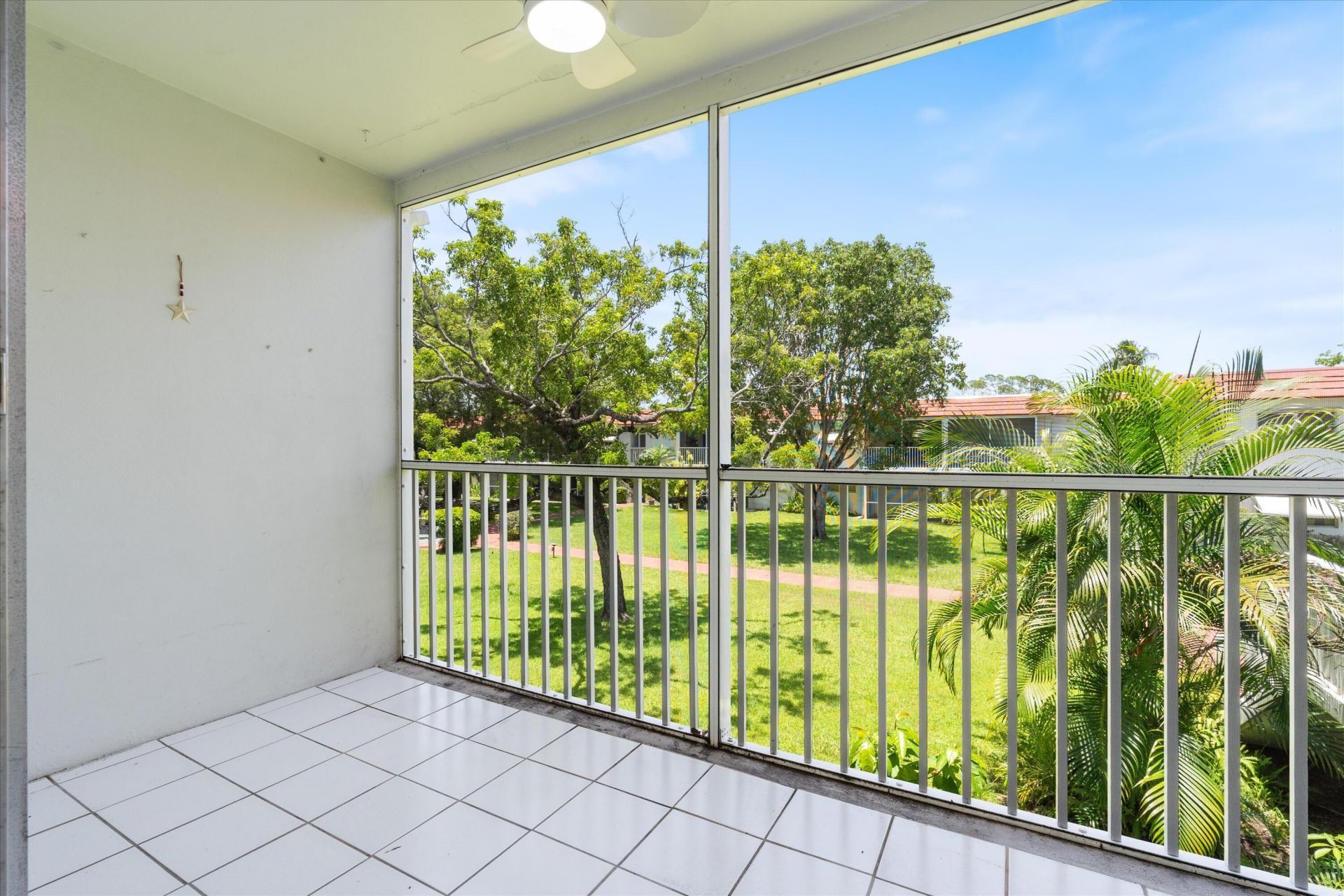 899 SE 2nd Avenue, Unit 203, Deerfield Beach, FL 33441 Photo